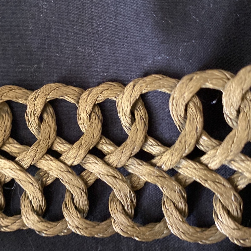 Vintage brass woven lions head belt - Picture 5 of 8